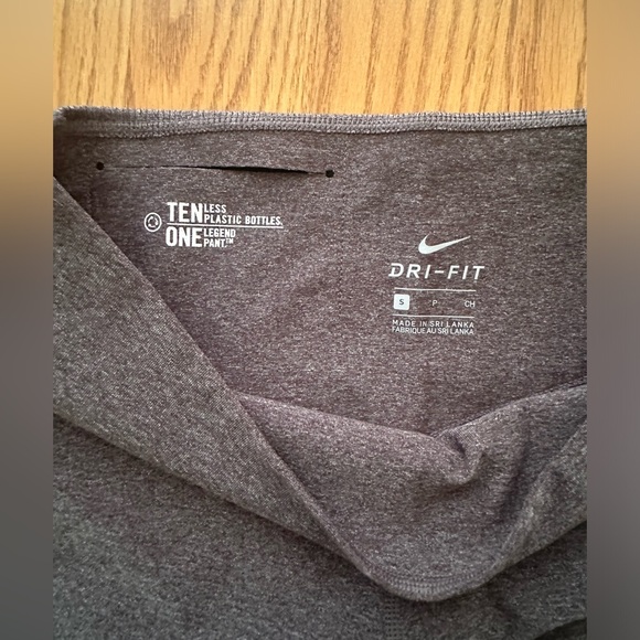 Nike Dri-Fit Leggings - Picture 4 of 4